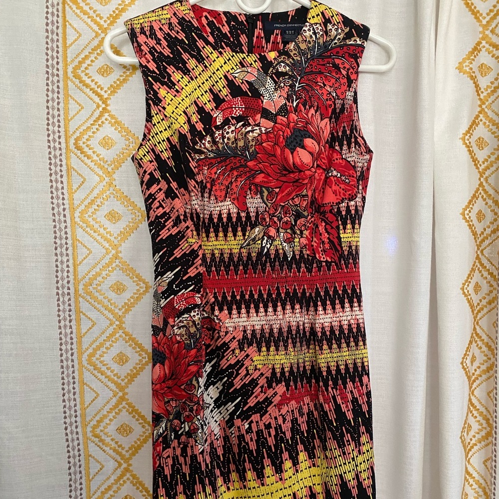 French Connection Sleeveless Pattern Dress US size 6